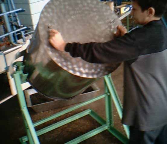 Поворачиваемая крышка с плотной фиксацией